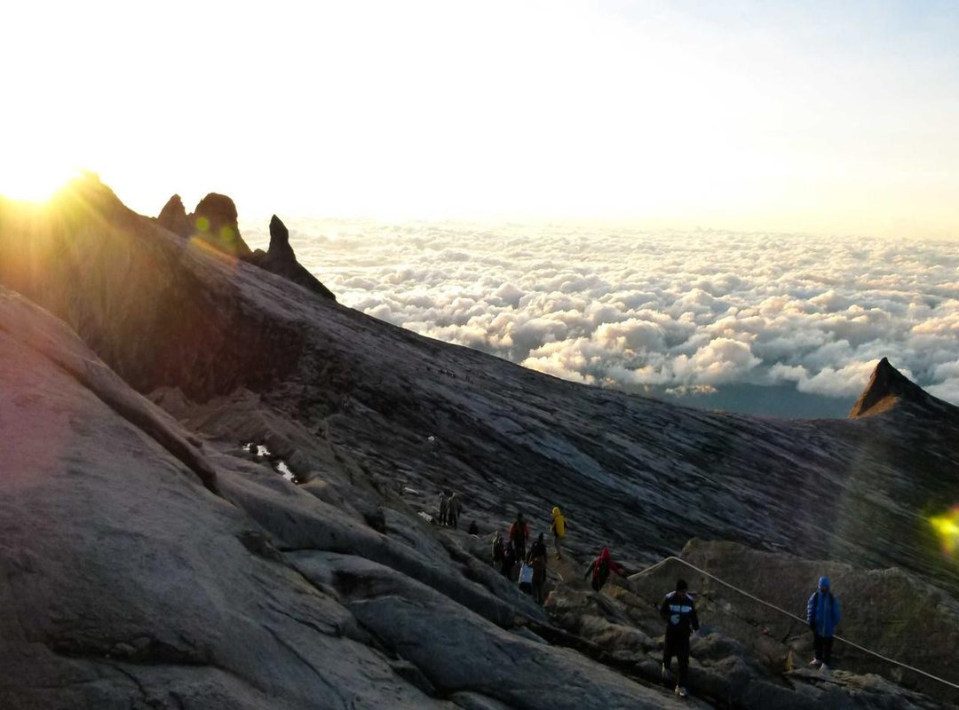 Beyond the Original: Remixes, Ringtones, and Karaoke Tracks