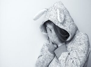 heartbroken alone sad anime girl